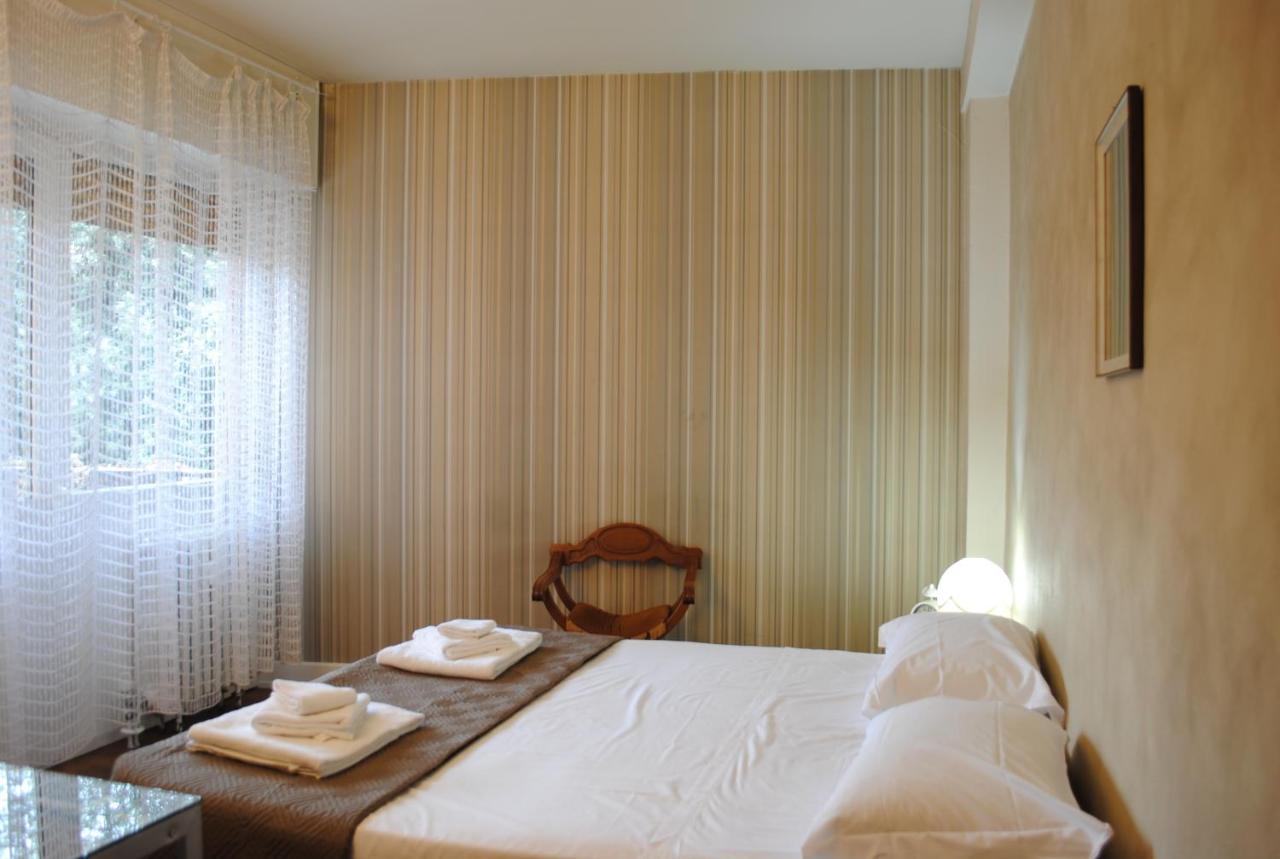 Dreaming Piazza Bra Rooms Verona Exterior foto