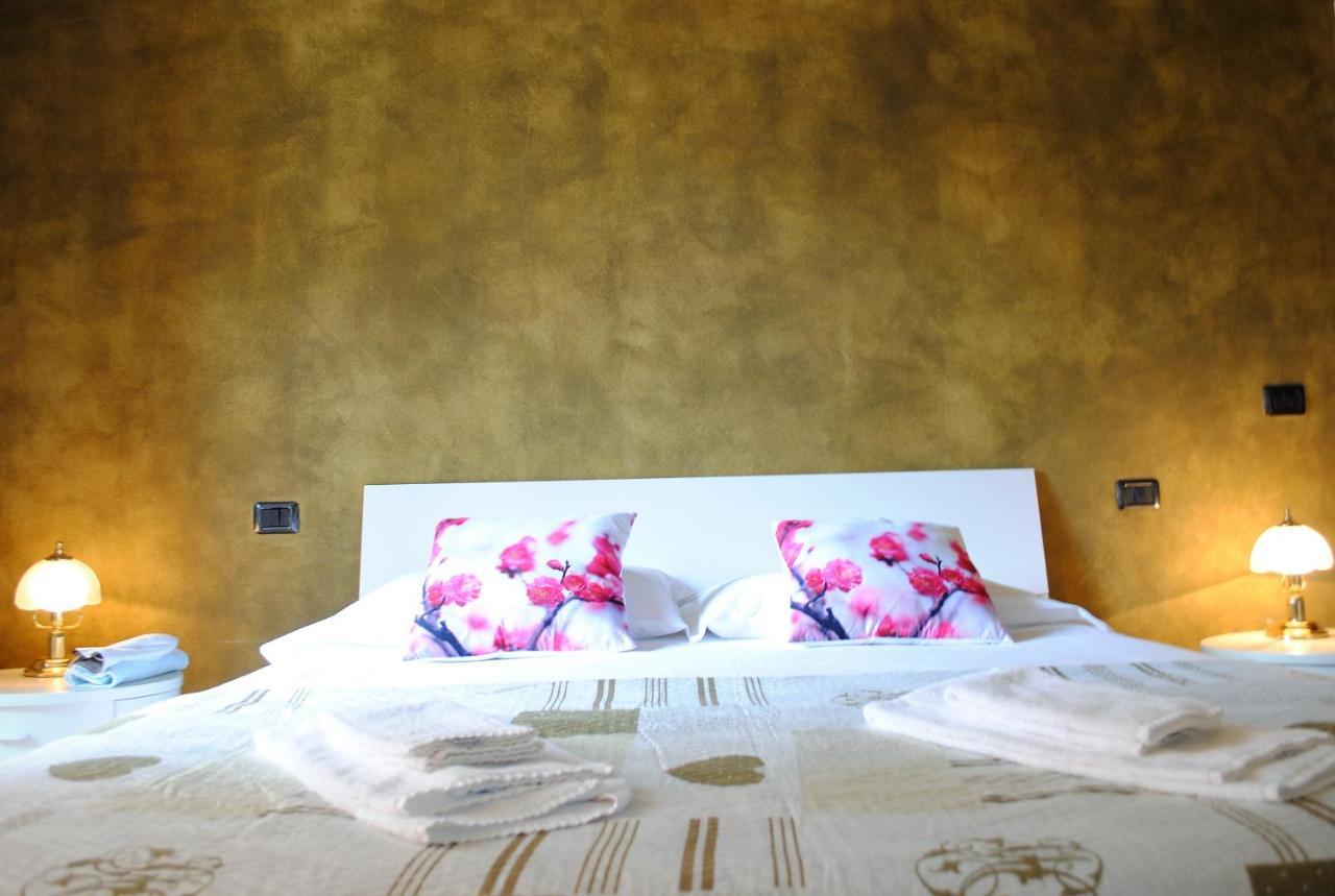 Dreaming Piazza Bra Rooms Verona Exterior foto